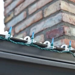 Simple Living Set Of 25 Clear Max Pro Anywhere Christmas Light Clips - 4" 15 Simple Living Set Of 25 Clear Max Pro Anywhere Christmas Light Clips - 4" -Northlight Shop 1152950182819521184