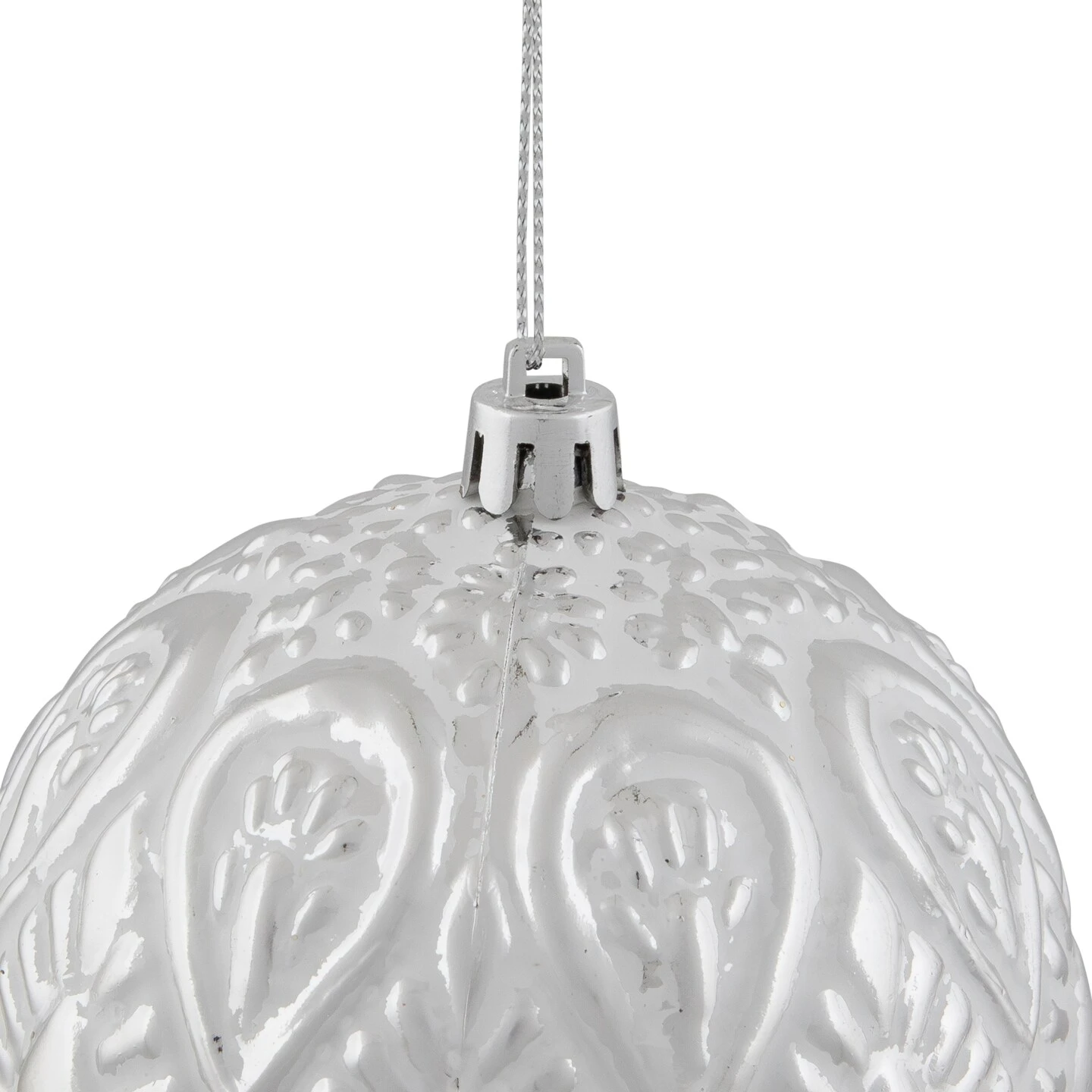 Northlight Embossed Raindrops Christmas Glass Ball Ornament - 3.5" - White 6 Northlight Embossed Raindrops Christmas Glass Ball Ornament - 3.5" - White - Image 4