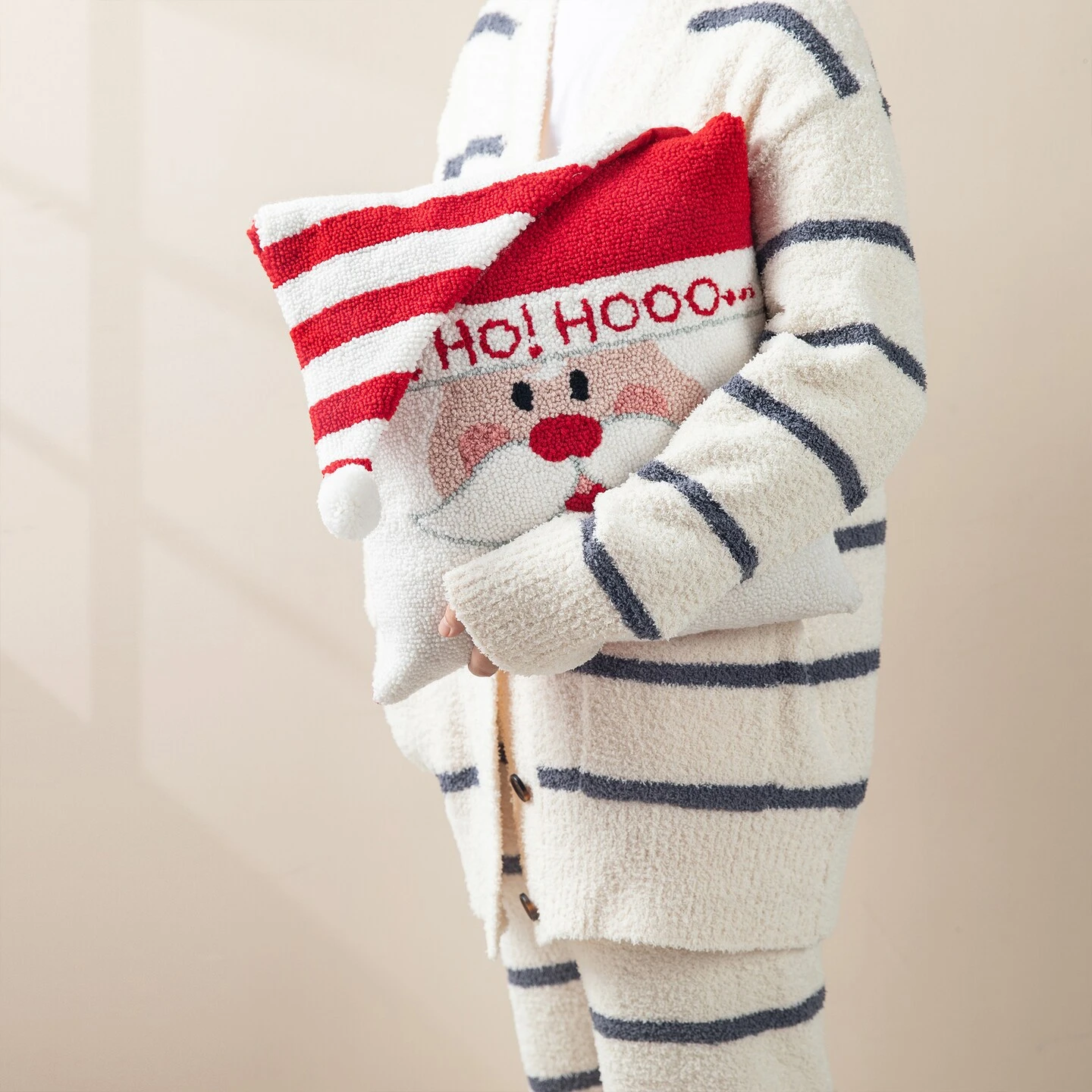 Set Of 2 13.98"L Hooked 3D Snowman/Santa Pillows 2pk Snowman 11 Set Of 2 13.98"L Hooked 3D Snowman/Santa Pillows 2pk Snowman - Image 9