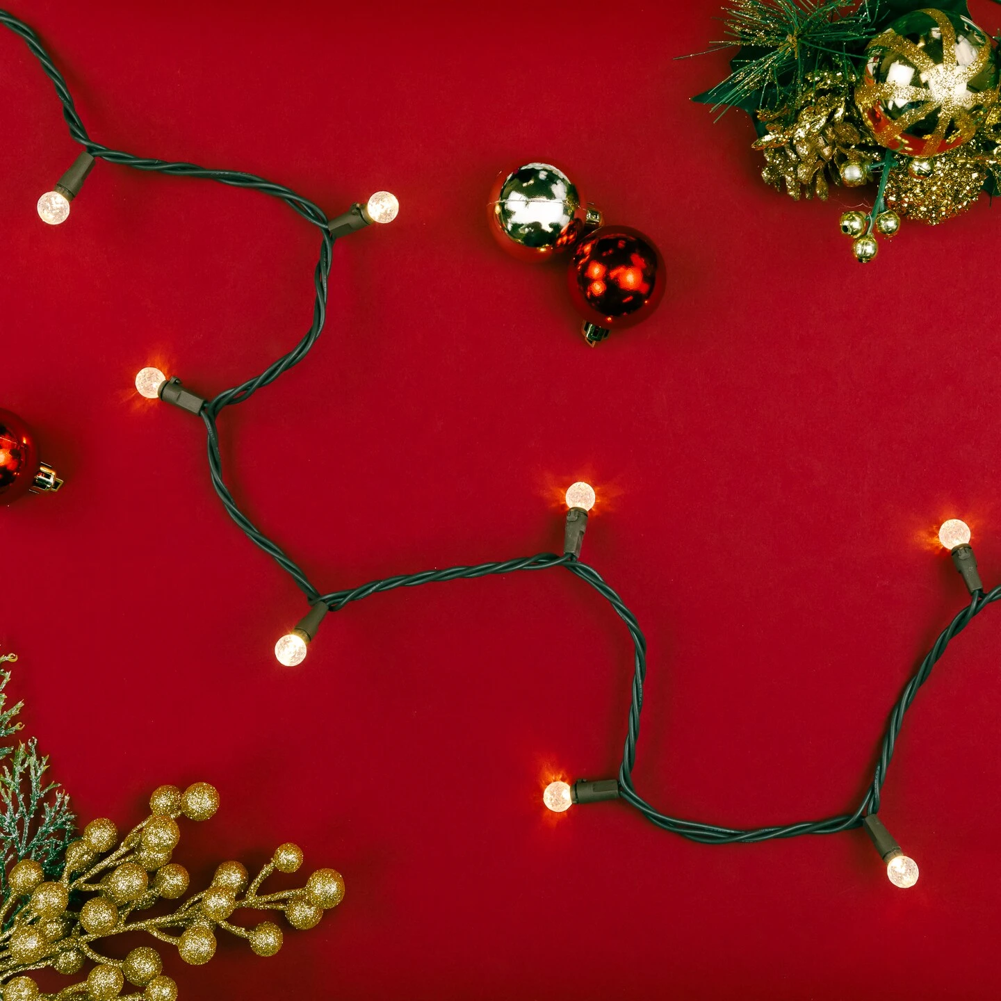 Northlight LED G12 Berry Christmas Lights - Warm White - 16' Brown Wire - 50ct 6 Northlight LED G12 Berry Christmas Lights - Warm White - 16' Brown Wire - 50ct - Image 4