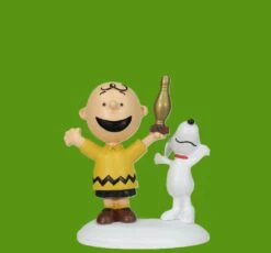 Department 56 Department 56 Charlie Brown Breaks 100 Christmas Figurines #6009841 White -Northlight Shop 303949946730832