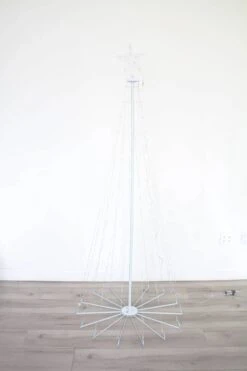 6FT Tree Light Outdoor W Star Warm White 24 6FT Tree Light Outdoor W Star Warm White -Northlight Shop 358147166212304 2