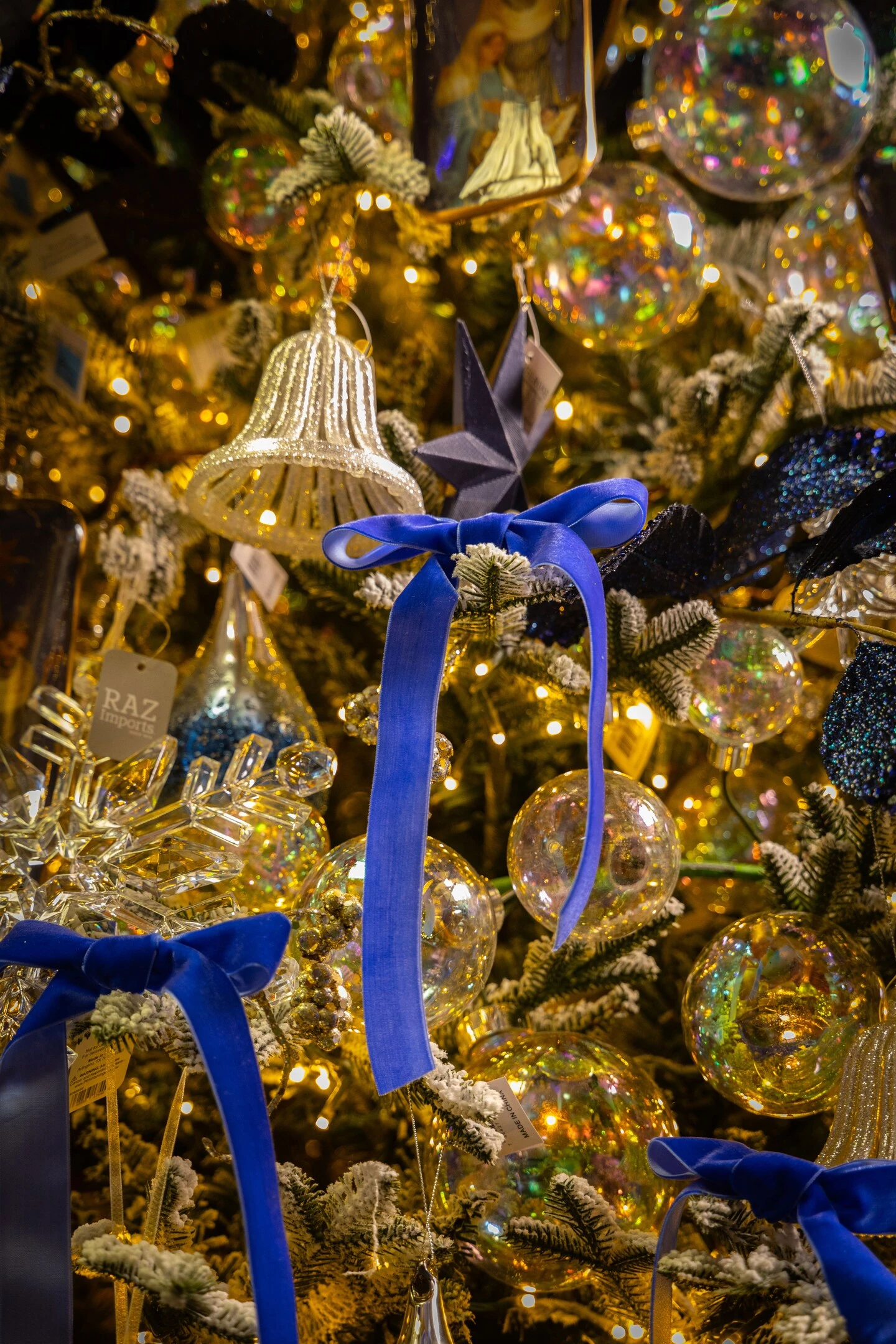 1" Velvet Ribbon (5yd & 25yd Spool Lengths) 662 Golden Yellow 8 1" Velvet Ribbon (5yd & 25yd Spool Lengths) 662 Golden Yellow - Image 6