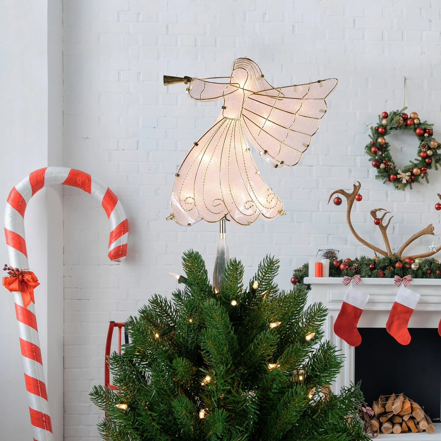 Northlight 10" Gold Angel Tree Topper, Warm White Lights 5 Northlight 10" Gold Angel Tree Topper, Warm White Lights - Image 3