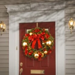 36" Decorative Collection Cozy Christmas Wreath With Red & Clear Lights 10 36" Decorative Collection Cozy Christmas Wreath With Red & Clear Lights -Northlight Shop D206568S 2