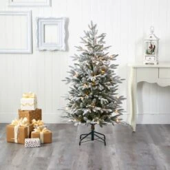 4.5ft. Pre-Lit Manchester Spruce Artificial Christmas Tree, Clear LED Lights -Northlight Shop D256159S 5