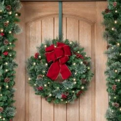 Haute Decor Adapt™ Green Adjustable Wreath Hanger, 2ct. 7 Haute Decor Adapt™ Green Adjustable Wreath Hanger, 2ct. -Northlight Shop D349406S 2
