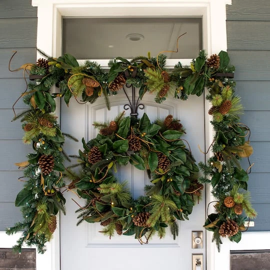 Village Lighting 30" Pre-Lit Magnolia Leaf Christmas Wreath, Clear LED Lights 6 Village Lighting 30" Pre-Lit Magnolia Leaf Christmas Wreath, Clear LED Lights - Image 4