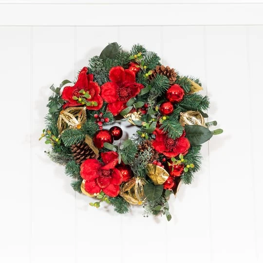 Village Lighting 24" Red Magnolia Wreath 8 Village Lighting 24" Red Magnolia Wreath - Image 6