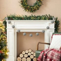 Glitzhome® 6ft. Black & White Plaid Fabric Garland, 2ct. -Northlight Shop D445246S 7