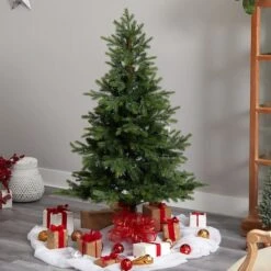 5ft. Pre-Lit North Carolina Spruce Artificial Christmas Tree, Clear LED Lights -Northlight Shop D478890S 8