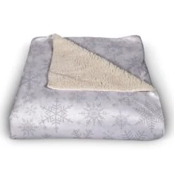 Noel Snowflake Pattern 50x60 Sherpa Fleece Blanket 9 Noel Snowflake Pattern 50x60 Sherpa Fleece Blanket -Northlight Shop D518016S 3