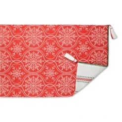 DII® 72'' Joyful Snowflakes Jacquard Reversible Table Runner 24 DII® 72'' Joyful Snowflakes Jacquard Reversible Table Runner -Northlight Shop D540135S 3