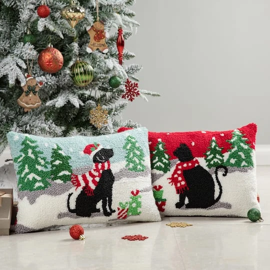 Glitzhome® Hooked Christmas Cat & Dog Pillows, 2ct. 5 Glitzhome® Hooked Christmas Cat & Dog Pillows, 2ct. - Image 3