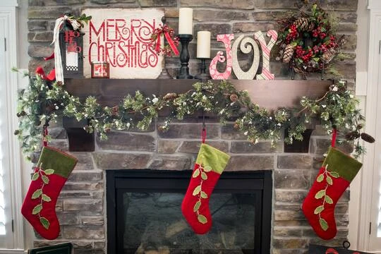 Brown Mantel Garland & Christmas Stocking Holder, 2ct. 14 Brown Mantel Garland & Christmas Stocking Holder, 2ct. - Image 12