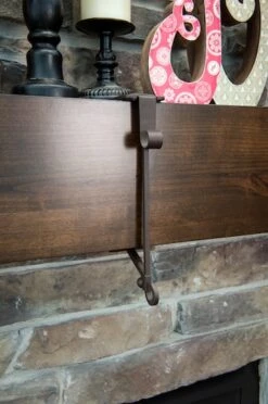 Brown Mantel Garland & Christmas Stocking Holder, 2ct. 37 Brown Mantel Garland & Christmas Stocking Holder, 2ct. -Northlight Shop D653587S 14