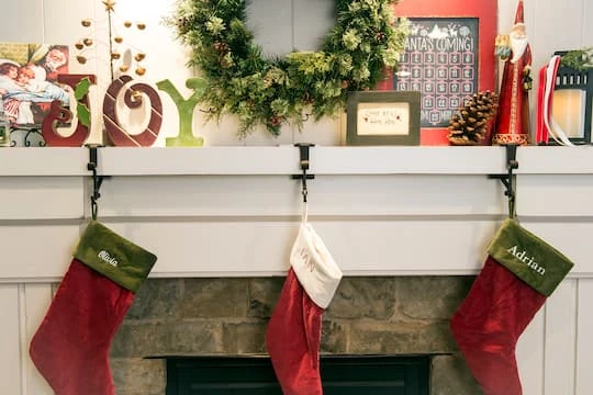 Brown Mantel Garland & Christmas Stocking Holder, 2ct. 10 Brown Mantel Garland & Christmas Stocking Holder, 2ct. - Image 8