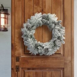 24" Berkshire Spruce Wreath 11 24" Berkshire Spruce Wreath -Northlight Shop D659631S 4