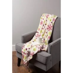 DII® Holiday 2-Pack Snowflake Plush Fleece Blanket 13 DII® Holiday 2-Pack Snowflake Plush Fleece Blanket -Northlight Shop D662962S 5