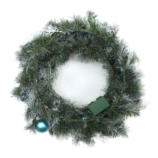 24" Pre-lit LED Tinkham Pine Wreath 7 24" Pre-lit LED Tinkham Pine Wreath - Image 5
