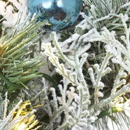 24" Pre-lit LED Tinkham Pine Wreath 6 24" Pre-lit LED Tinkham Pine Wreath - Image 4