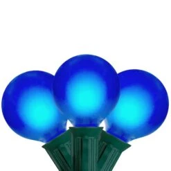 Northlight 15ct. Blue Satin G50 Globe Christmas String Lights With Green Wire