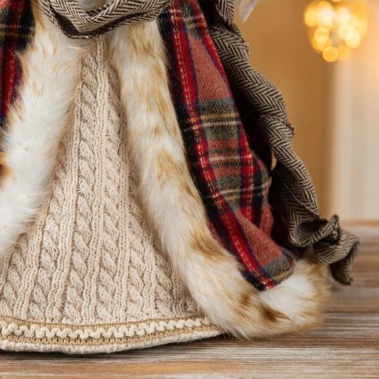 Glitzhome® 16.5" Faux Fur Woodland Christmas Angel Tree Topper 8 Glitzhome® 16.5" Faux Fur Woodland Christmas Angel Tree Topper - Image 6