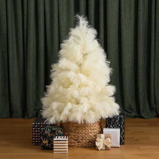 4ft. Unlit Off-White Pampas Grass Artificial Christmas Tree 14 4ft. Unlit Off-White Pampas Grass Artificial Christmas Tree - Image 12