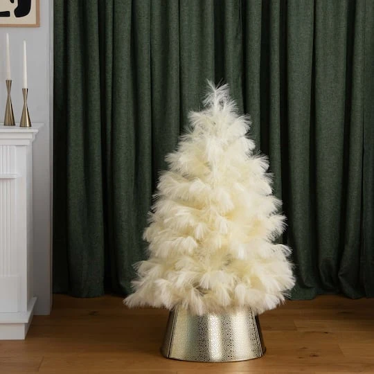 4ft. Unlit Off-White Pampas Grass Artificial Christmas Tree 22 4ft. Unlit Off-White Pampas Grass Artificial Christmas Tree - Image 20